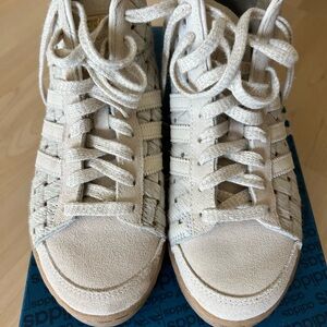 Adidas Women's Cream Woven Sneakers